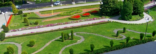 Доставка ресурсов для озеленения дорог в Санкт-Петербурге